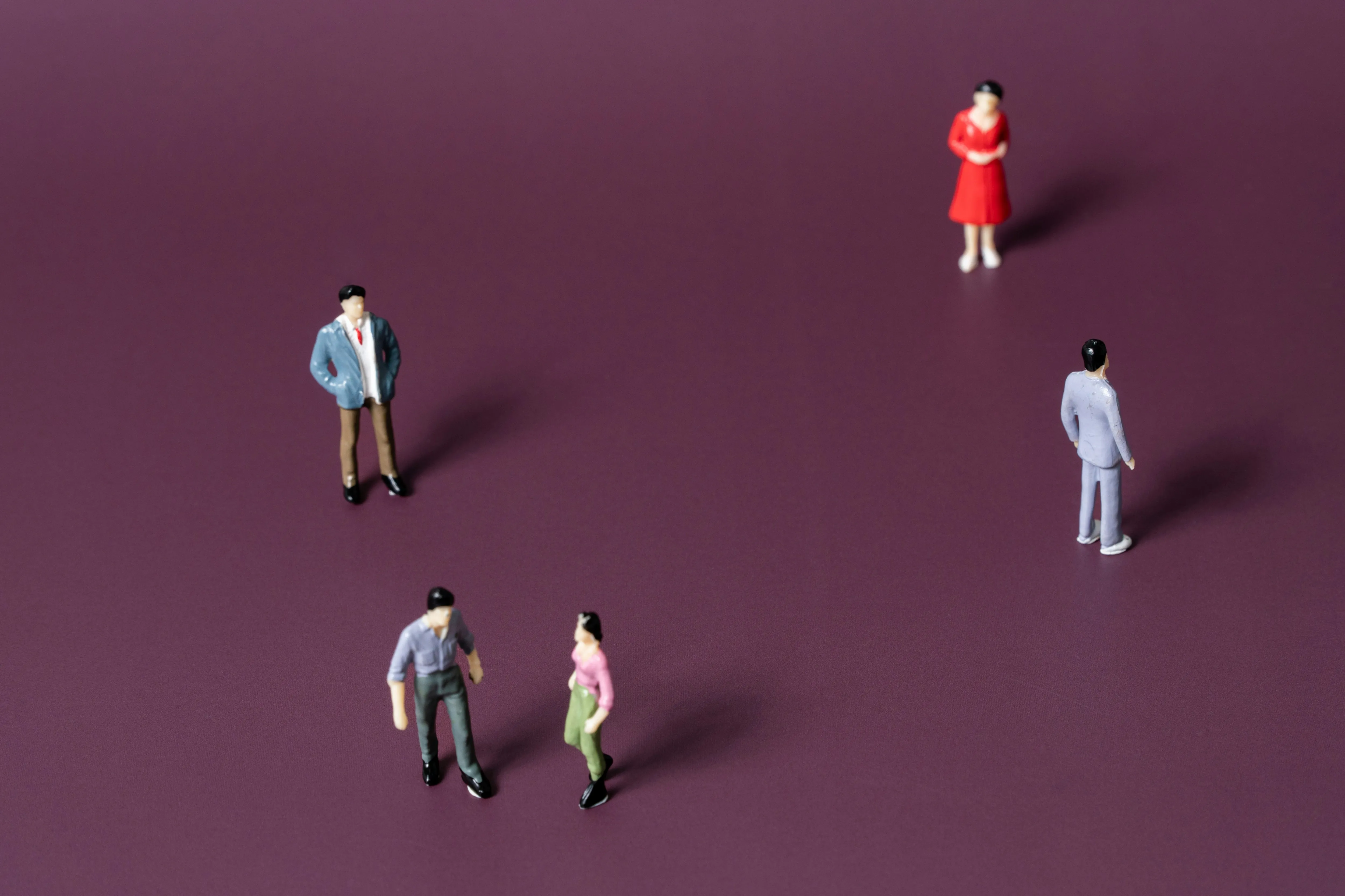 ホームページ制作の期間は？規模別の目安と短縮のコツ